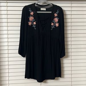 Black embroidery dress